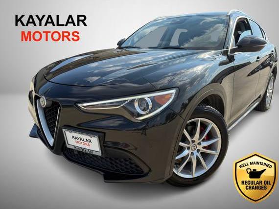 ALFA ROMEO STELVIO 2018 ZASFAKBN1J7B60125 image ALFA ROMEO STELVIO 2018 ZASFAKBN1J7B60125 image